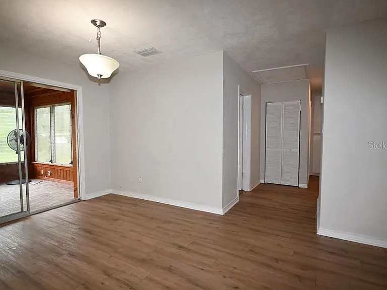 37017 Meridian Ave — Photo 16