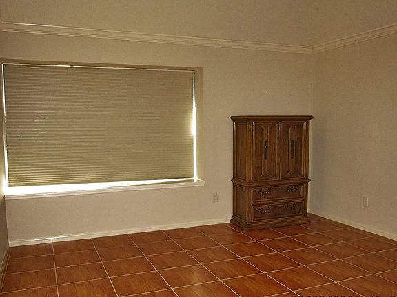 4th image of 15427 Truslow Point Ln