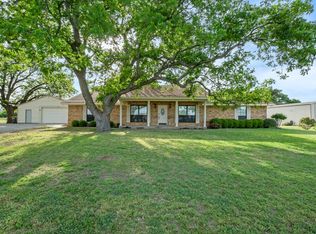 305 Dennis Rd, Lipan, TX 76462