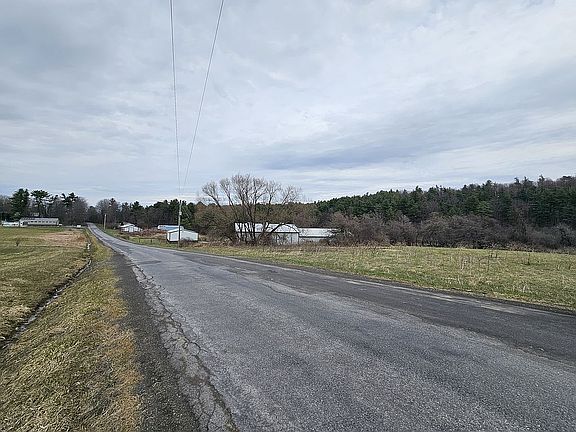 3rd image of 290 Griggs Rd