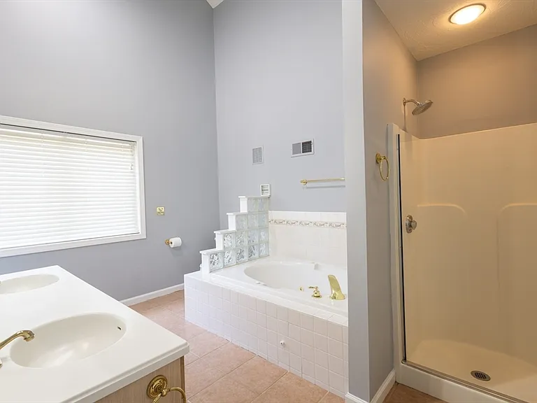 445 Captain Eames Cir #445 — Photo 10