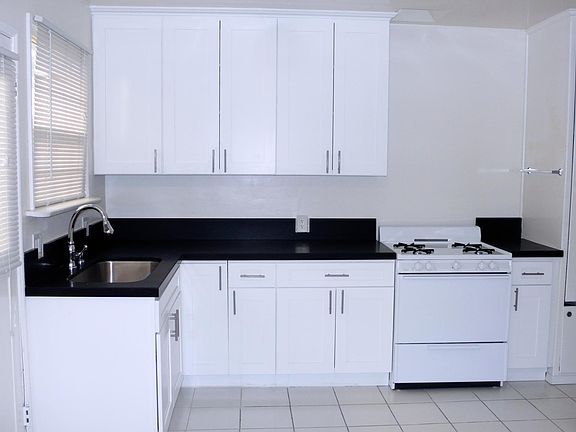 3rd image of 4135 Warner Blvd APT B