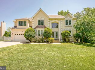 2 Hillcrest Hts, Marlton, NJ 08053