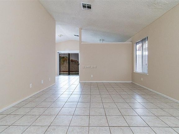 5th image of 1809 Ann Greta Dr