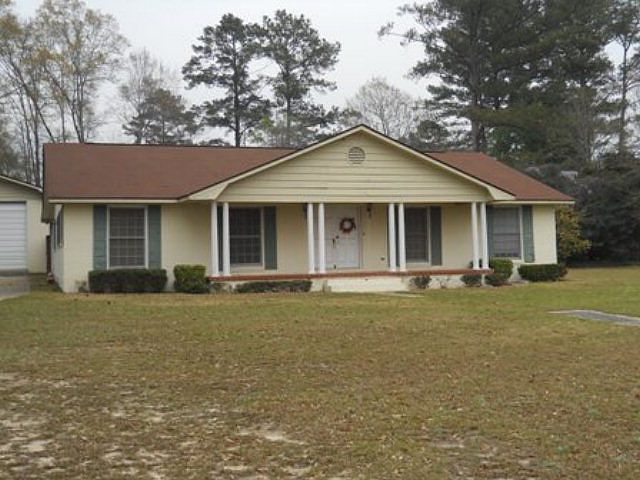 1st image of 101 Fairway Dr