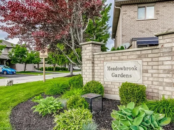 40 Braemar Ave #5, Haldimand County, ON N3W 2N1