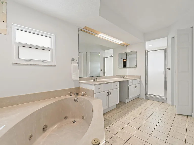 3463 Canal Ct — Photo 33