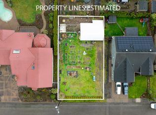 1702 NE Laurel Ave, Woodburn, OR