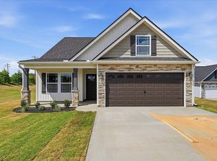 101 Crooked Tree Dr, Gaffney, SC 29341