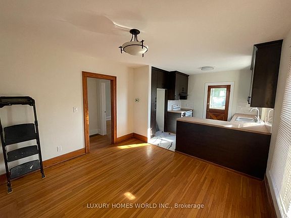 5th image of 480 Cameron Ave N #478