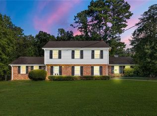 2530 Piney Wood Ln, Atlanta, GA 30344