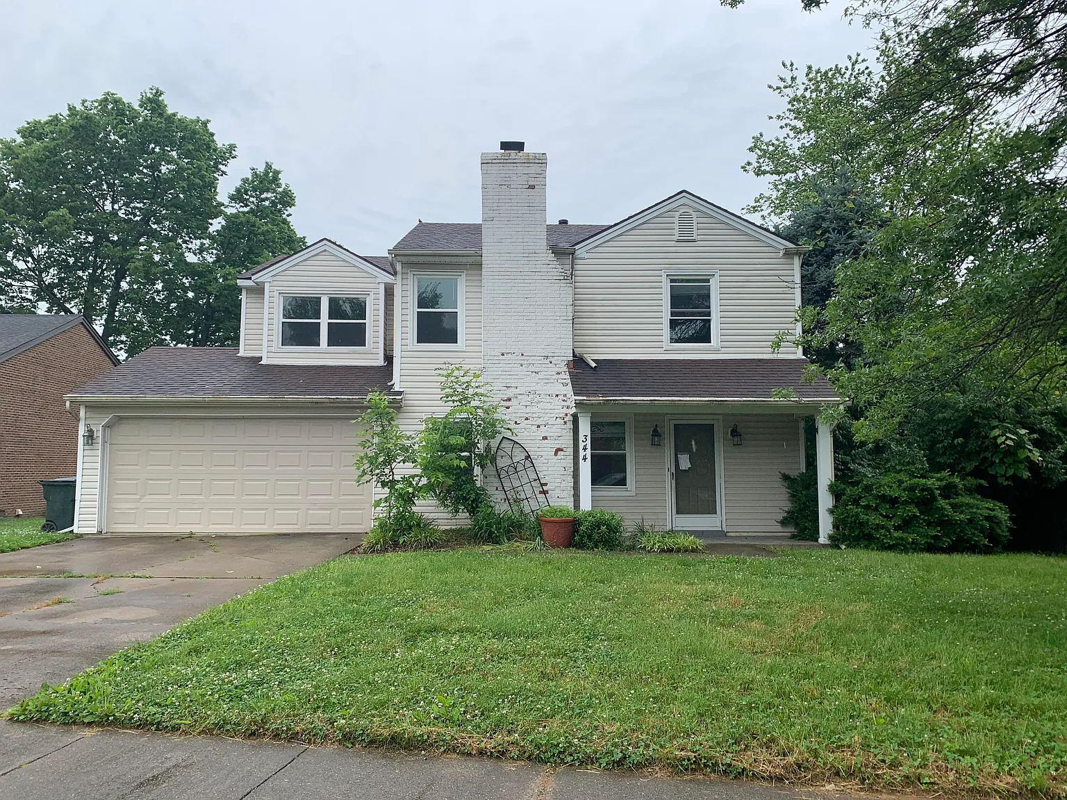 3 bed, 2.5 bath, 1704 sqft, $1,895 — Photo 1