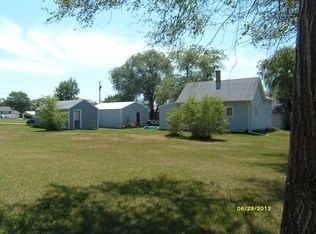 319 Church St, Flasher, ND 58535