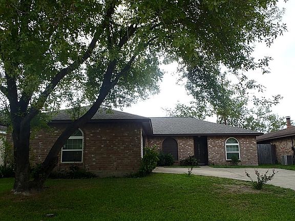 3rd image of 11303 Bonaparte Dr