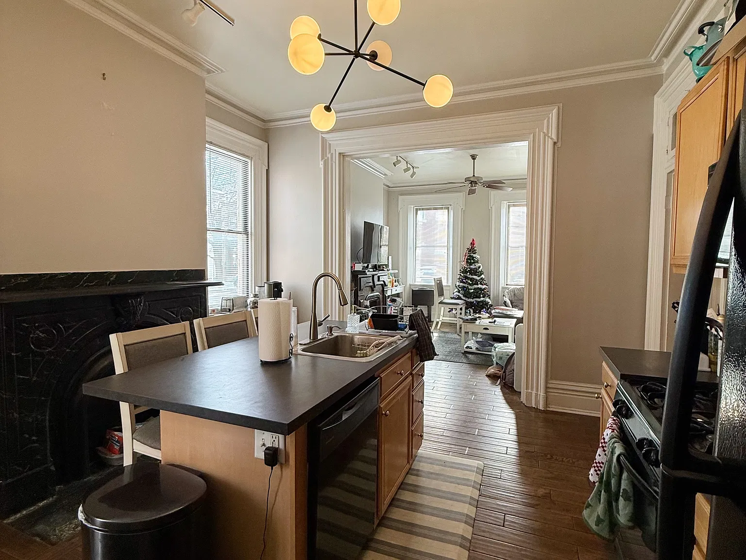 1807 Sarah Street - Unit 1 — Photo 3
