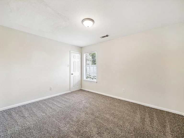 5715 S Magazine Cir — Photo 19