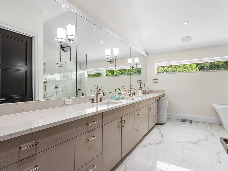 11863 Lake Shore Pl — Photo 26