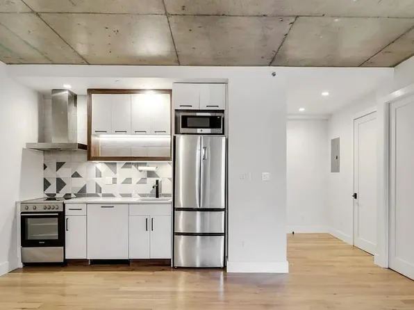 240 Stagg St #4B, Brooklyn, NY 11206