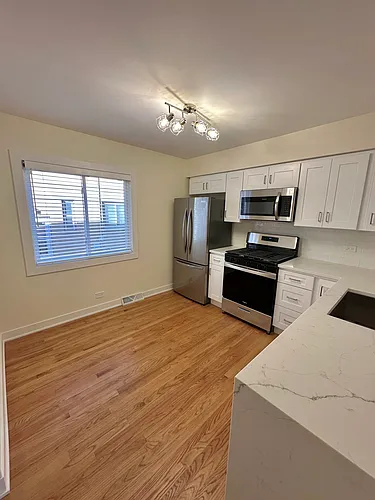 415 E Lincoln St Photo 1