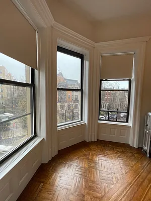 Rented by Compass | media 30