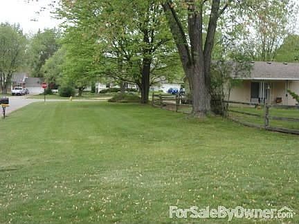 4th image of 7376 Edinburgh Dr