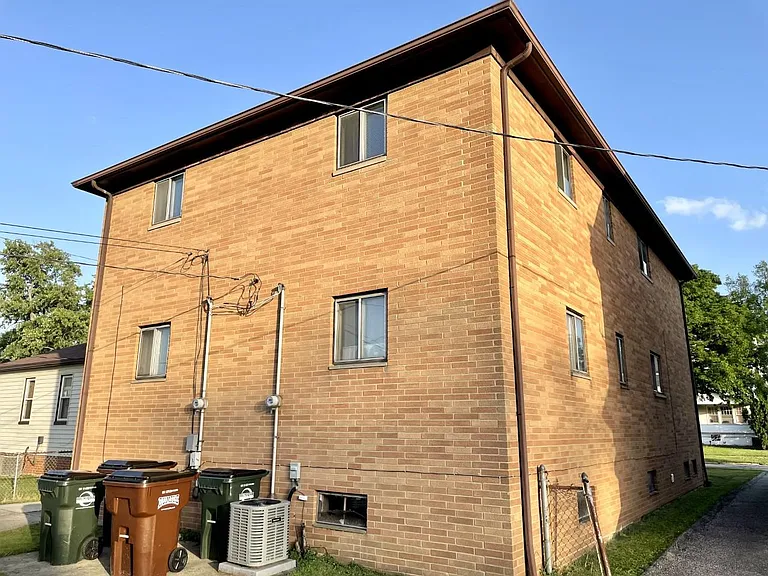2130 Tuxedo Ave — Photo 31
