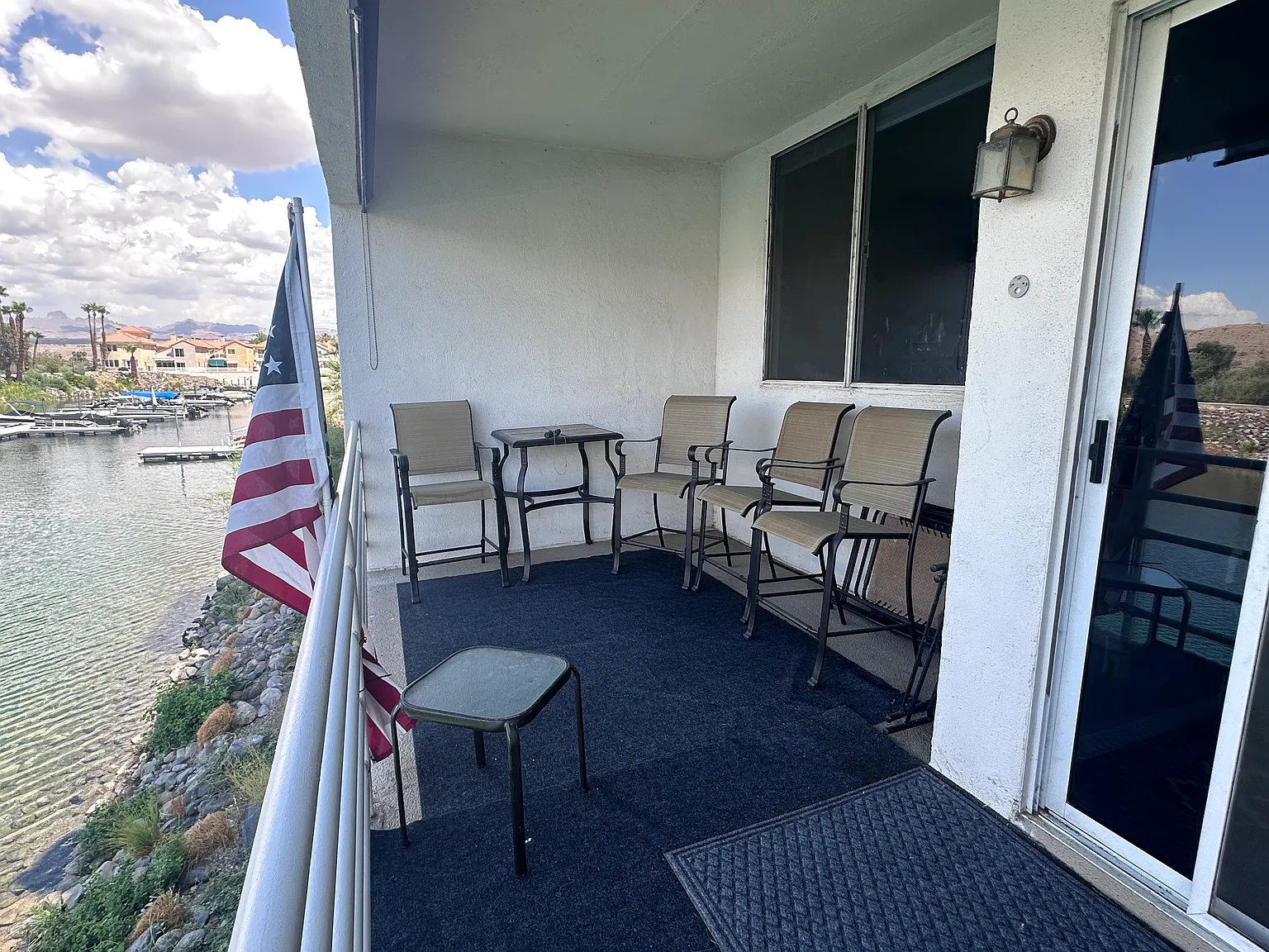 1 bed, 830 sqft, $1,900 — Photo 2