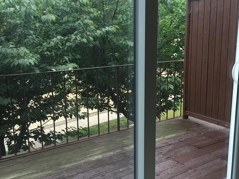129 Baywood Ave #4-2B — Photo 3