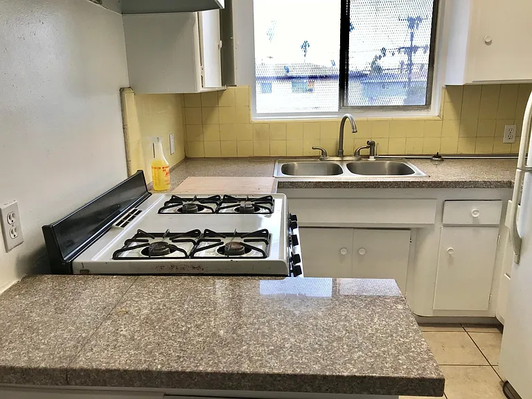 #7 Kitchen new Counter Top