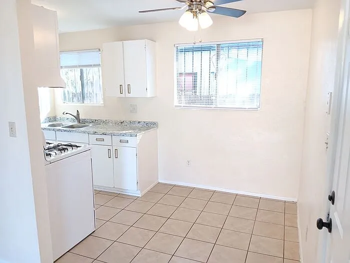 1 bed, 1.0 bath, 576 sqft, $845 — Photo 4