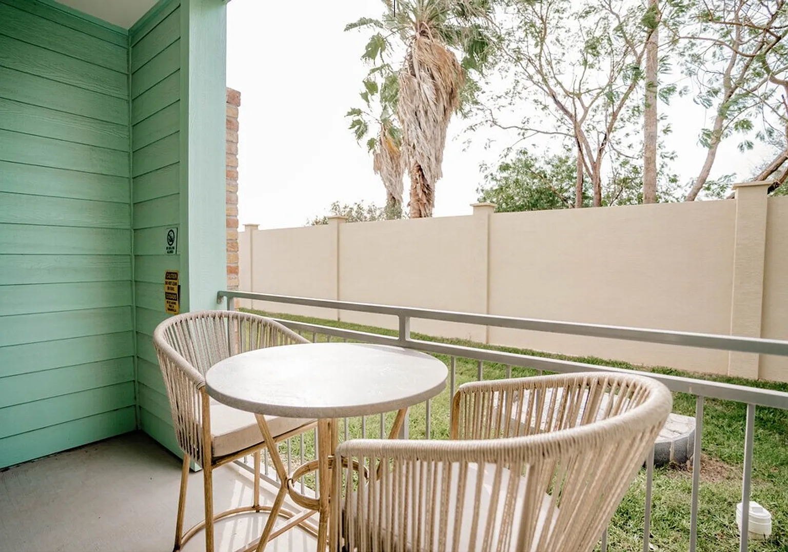 1 bed, 843 sqft, $895 — Photo 2