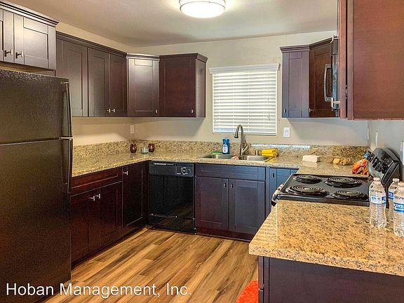 3rd image of 228 Las Flores Dr APT 14