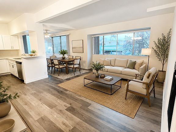 3rd image of 3655 Westwood Blvd APT 12