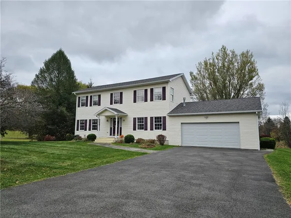 27 W Meadow Dr, Ithaca, NY 14850