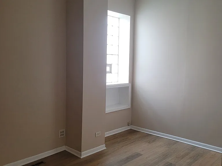 1113 S Loomis St #2 — Photo 8