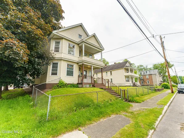 901 Davis Terrace, Schenectady, NY 12303