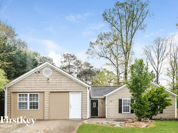 709 Winding River Way, Woodstock, GA 30188
