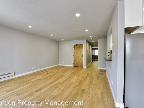 5th image of 2396 Pine St APT 107