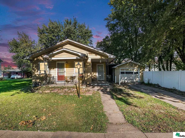 220 E Pike St, Weston, NE 68070