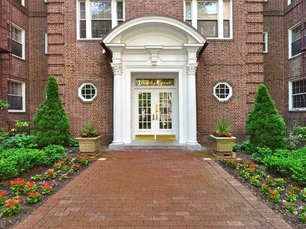 117-01 One Park Lane South B3k, Richmond Hill, NY 11418