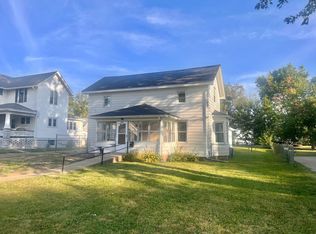 622 10th Ave S, Clinton, IA 52732