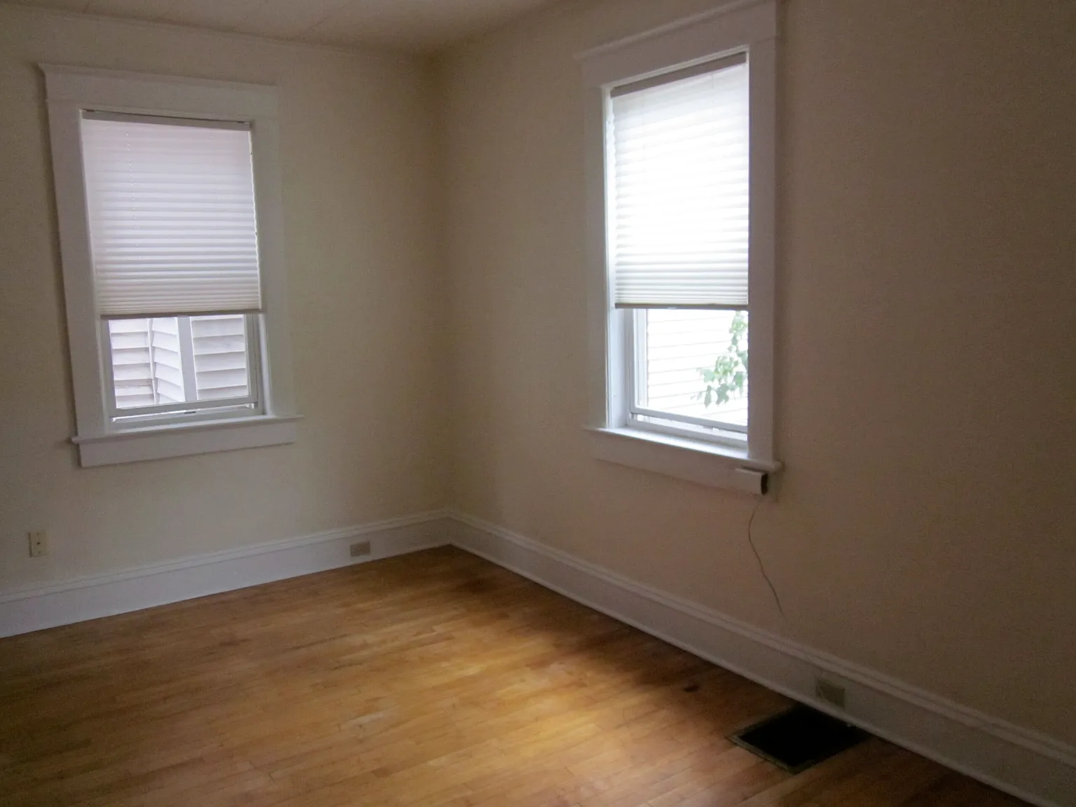 2 bed, $2,400 — Photo 3