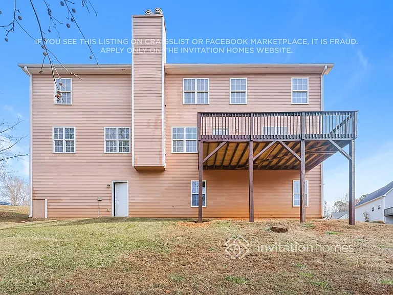 471 Charles Towne Ave — Photo 18