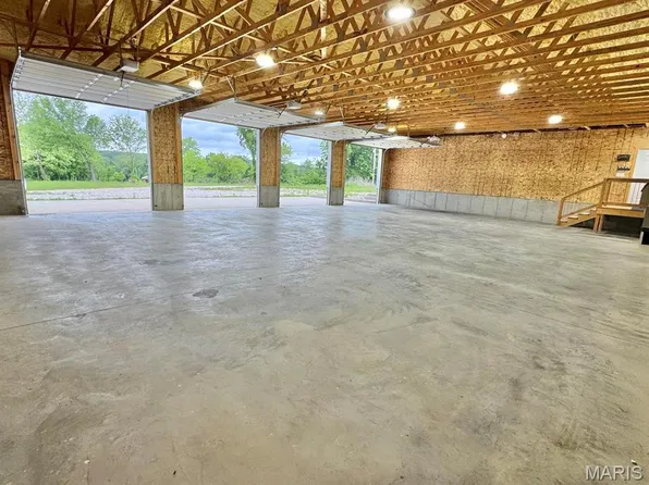 12735 Comet Rd, Dixon, MO 65459