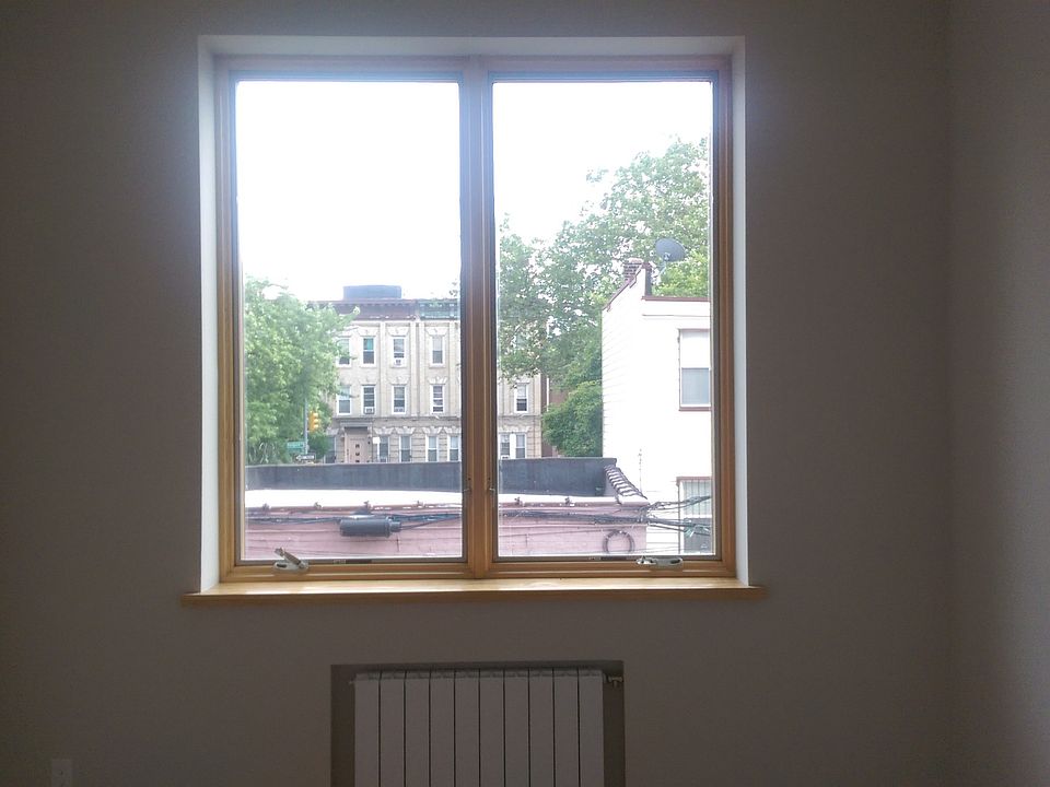 Building Photo 3