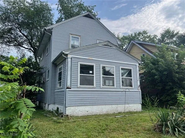 129 E Emerling Ave, Akron, OH 44301