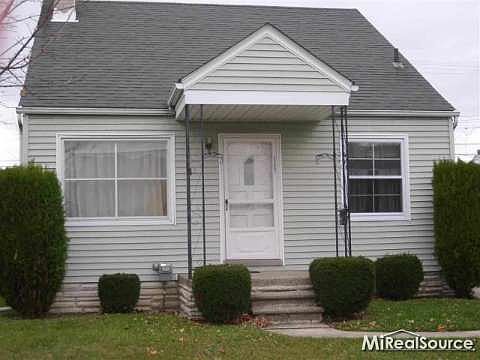 1st image of 25661 Chalmers St