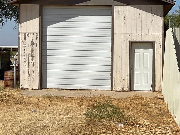 3rd image of 8406 County Road 6430
