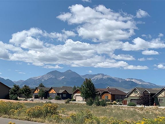 3rd image of 1117 E Ouray Ave