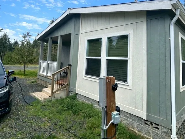 1369 Centralia Alpha Road, Chehalis, WA 98532